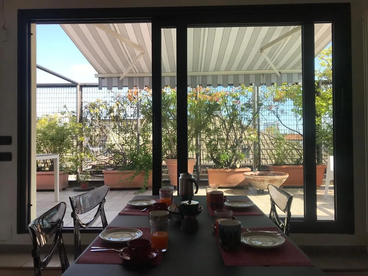 Apartment Up To Sky - Appartment With Terrace Milan Italy