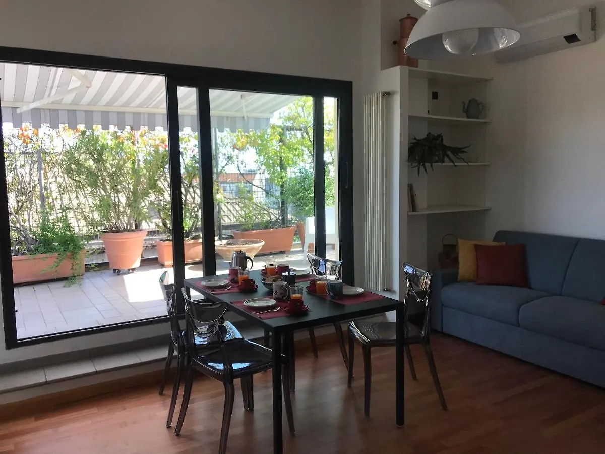 Up To Sky - Appartment With Terrace contacts